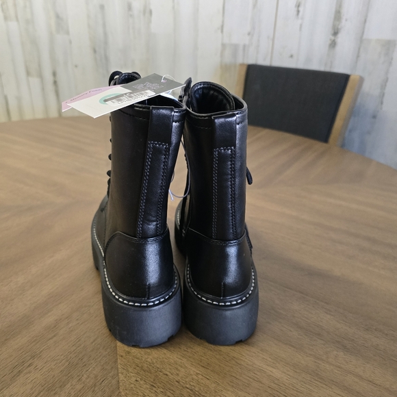 Women's Logan Lug Combat Boots with Memory Foam Insole - Wild Fable 8 1/2 - Picture 7 of 7